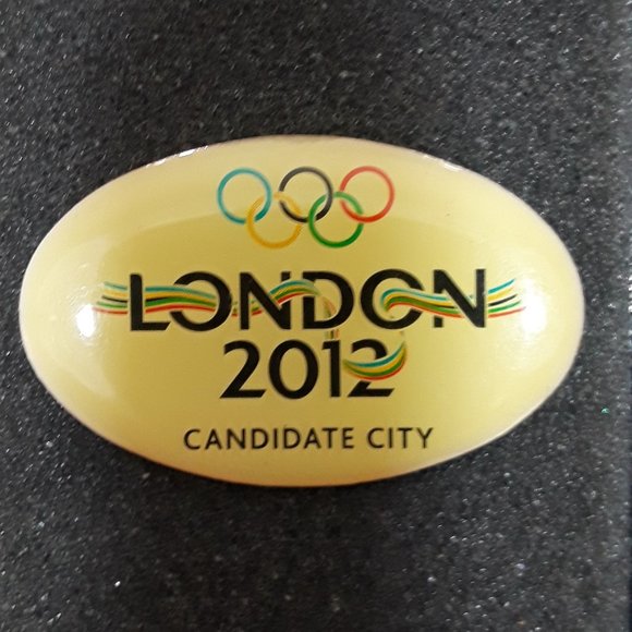 2012 London Olympic Games badge pin - Picture 1 of 1